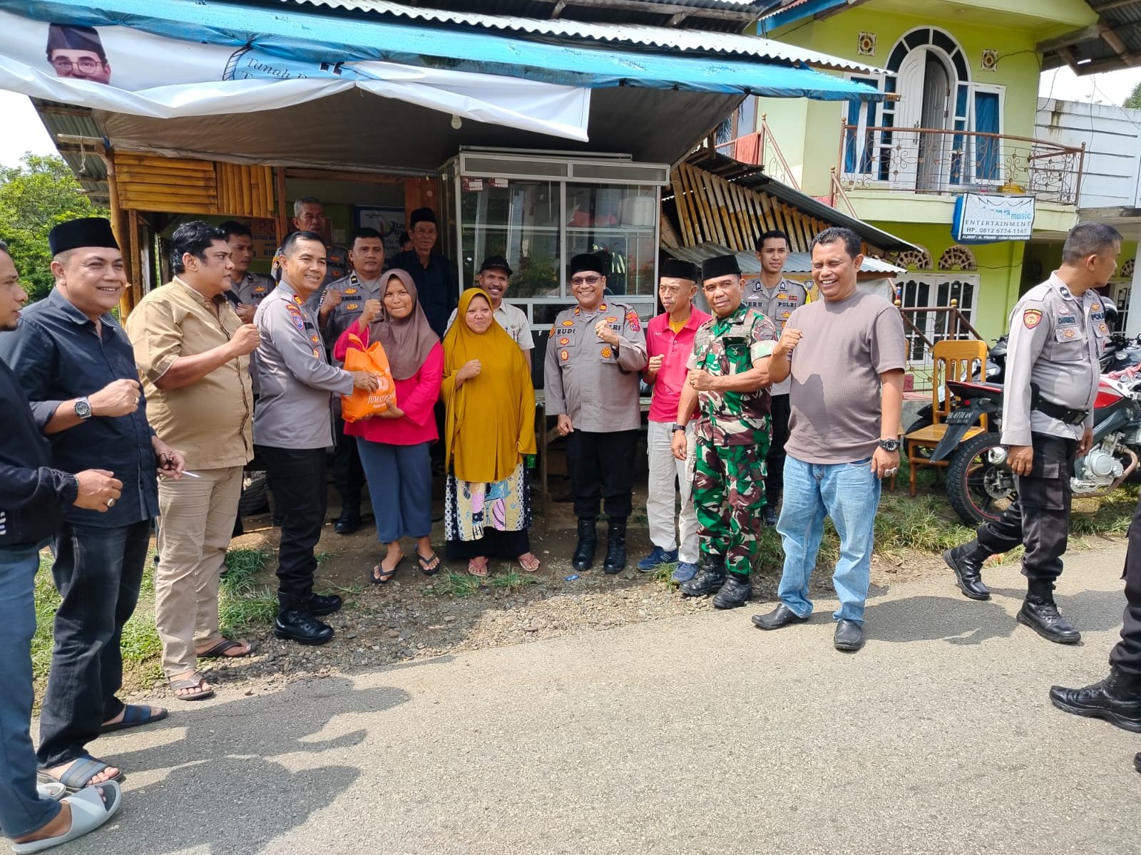 Jum'at Curhat Polres Tanah Datar di Jorong Nan Ampek Pagaruyung