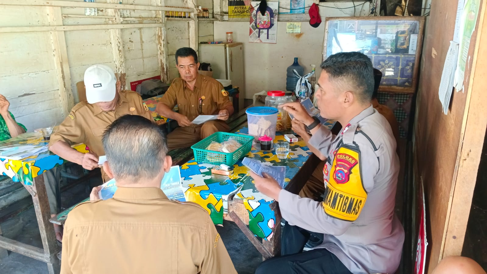 Sosialisasi Penerimaan Anggota Polri T.A 2025, Bhabinkamtibmas Nagari Padang Ganting Sambangi Warga Binaan