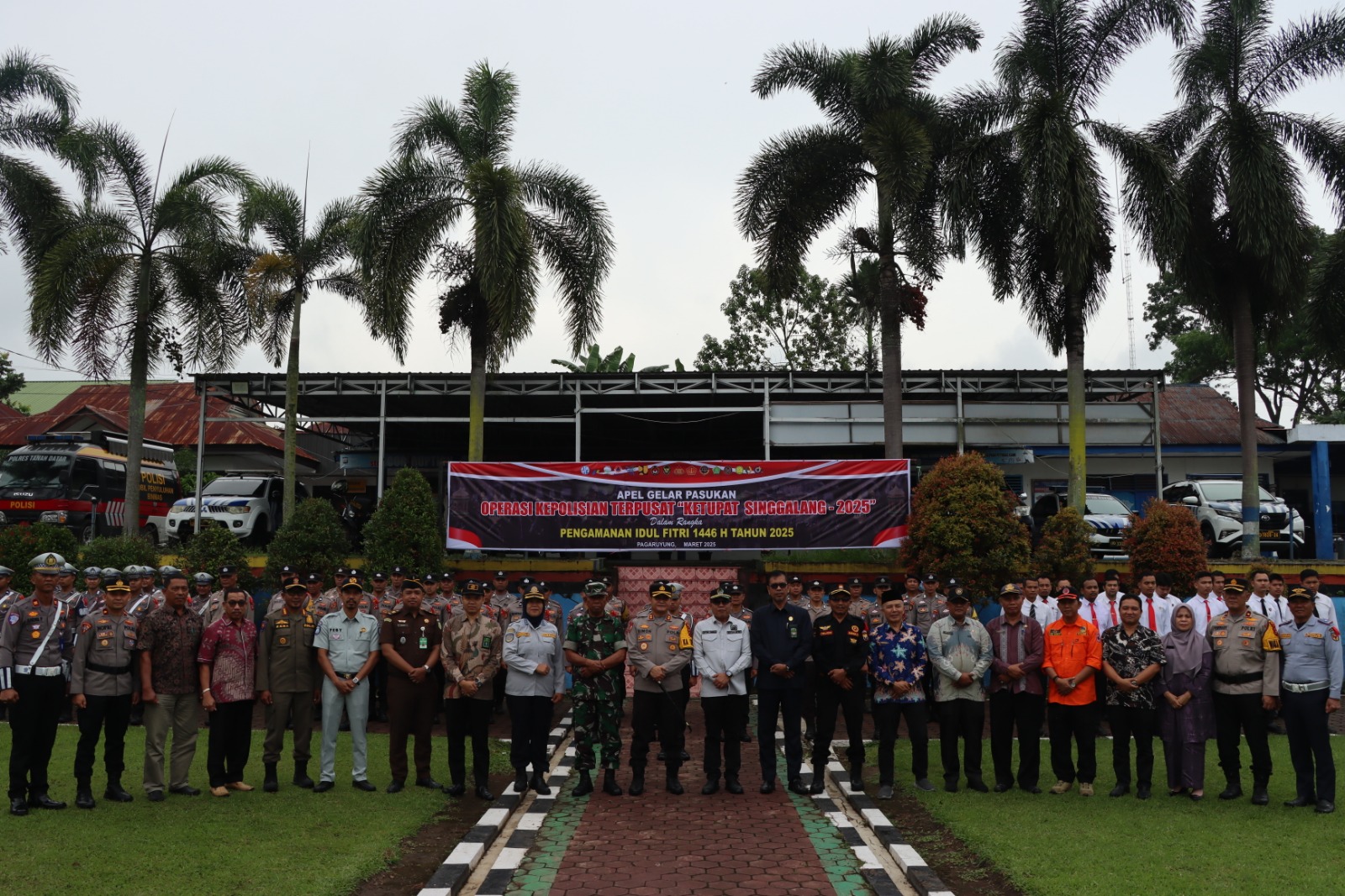 Kapolres Undang Forkopimda dan Instansi Terkait Dalam Rangka Apel Gelar Pasukan Operasi Ketupat Singgalang 2025 Polres Tanah Datar 