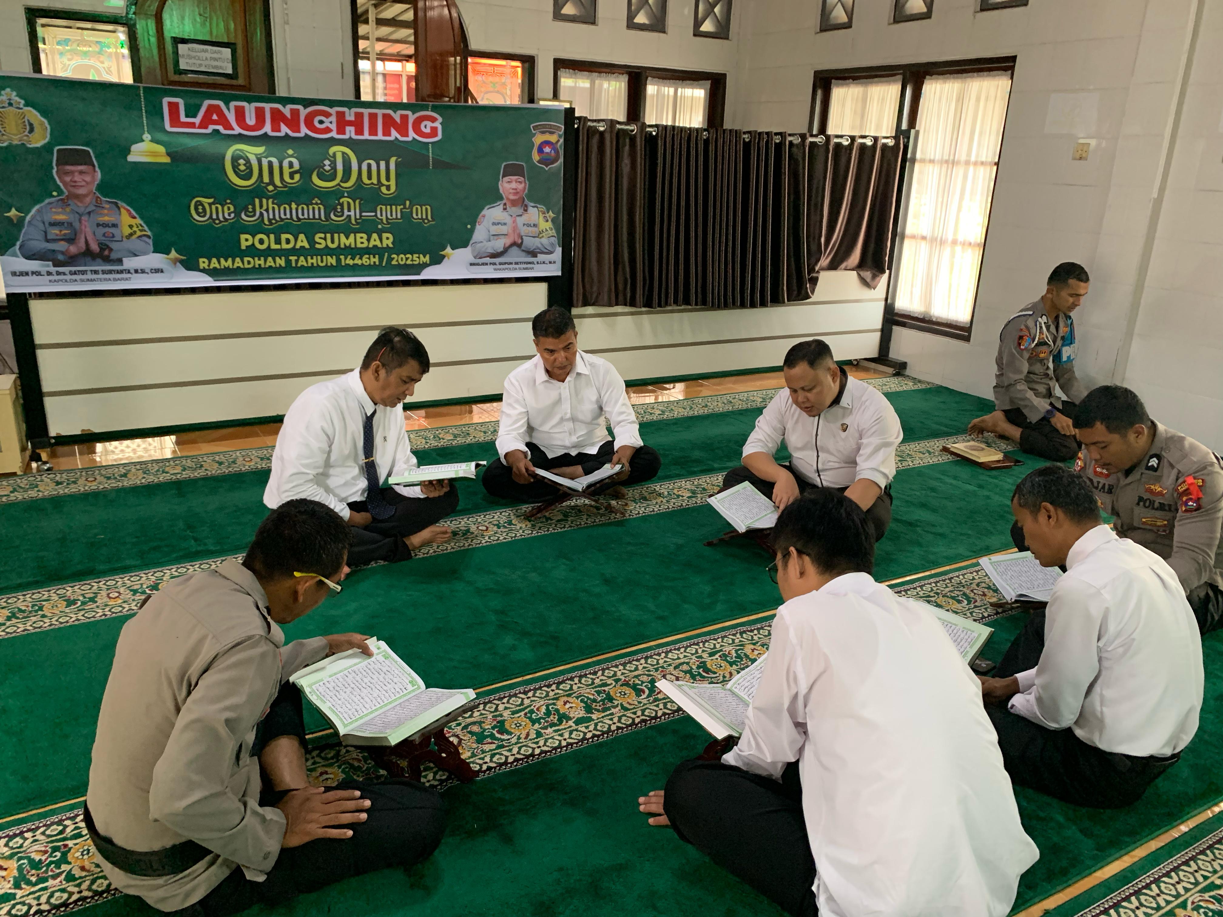 One Day One Khatam Alquran Polres Tanah Datar, Gelar Tadarus di Mushola Al Mukminin Polres Tanah Datar 